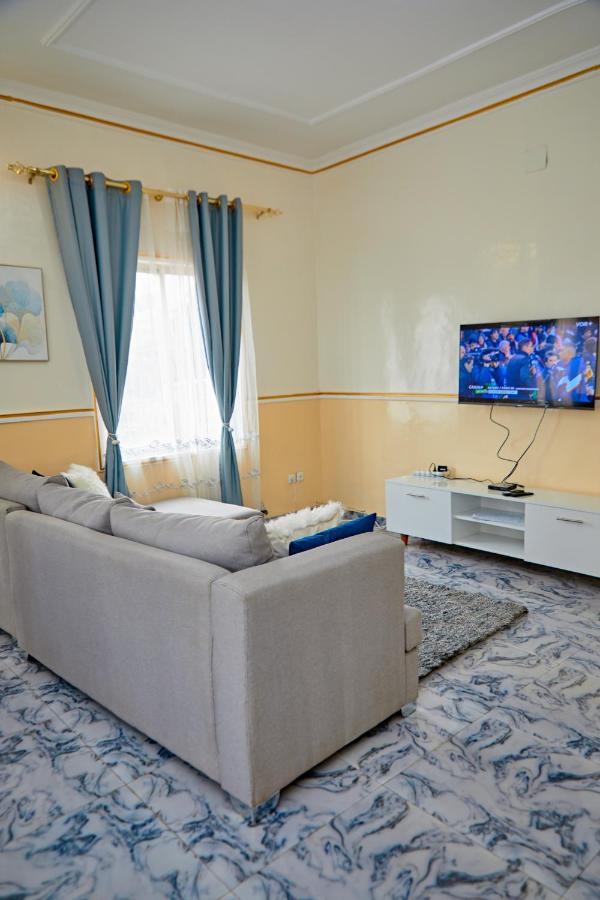 Appartement Avec Vue Panoramique Two Or Three Rooms Yaoundé 外观 照片