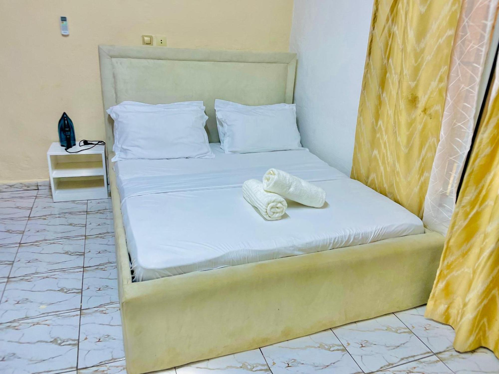 Appartement Avec Vue Panoramique Two Or Three Rooms Yaoundé 外观 照片