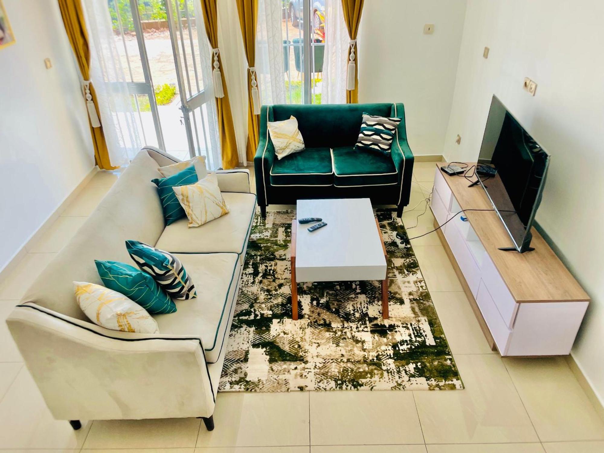Appartement Avec Vue Panoramique Two Or Three Rooms Yaoundé 外观 照片