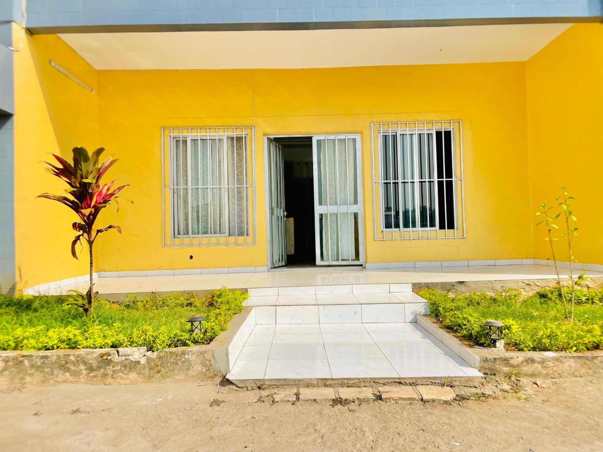 Appartement Avec Vue Panoramique Two Or Three Rooms Yaoundé 外观 照片